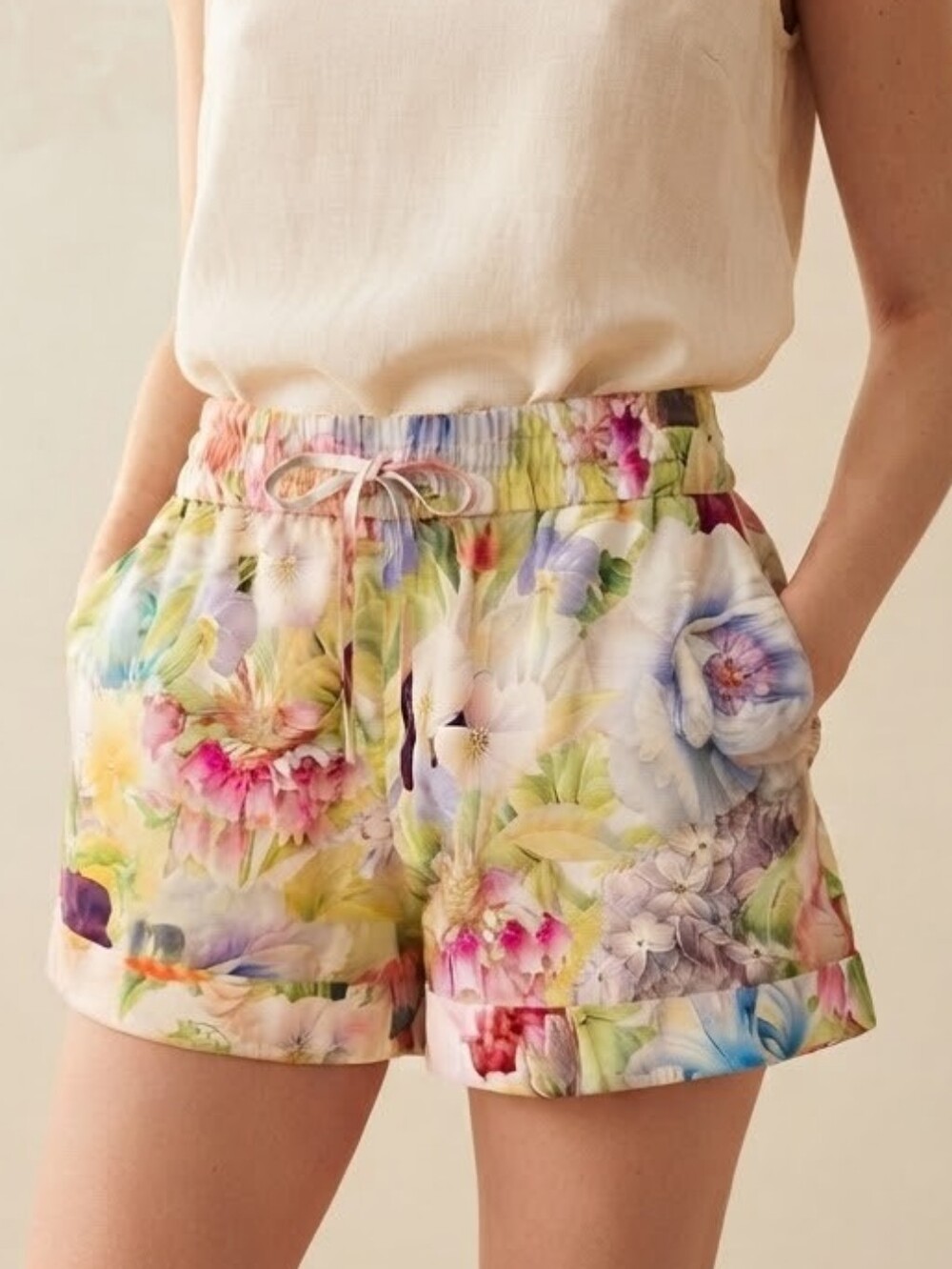 Alice + Olivia Dawn Floral Cupro Pull-On Shorts Women's Size S NWT